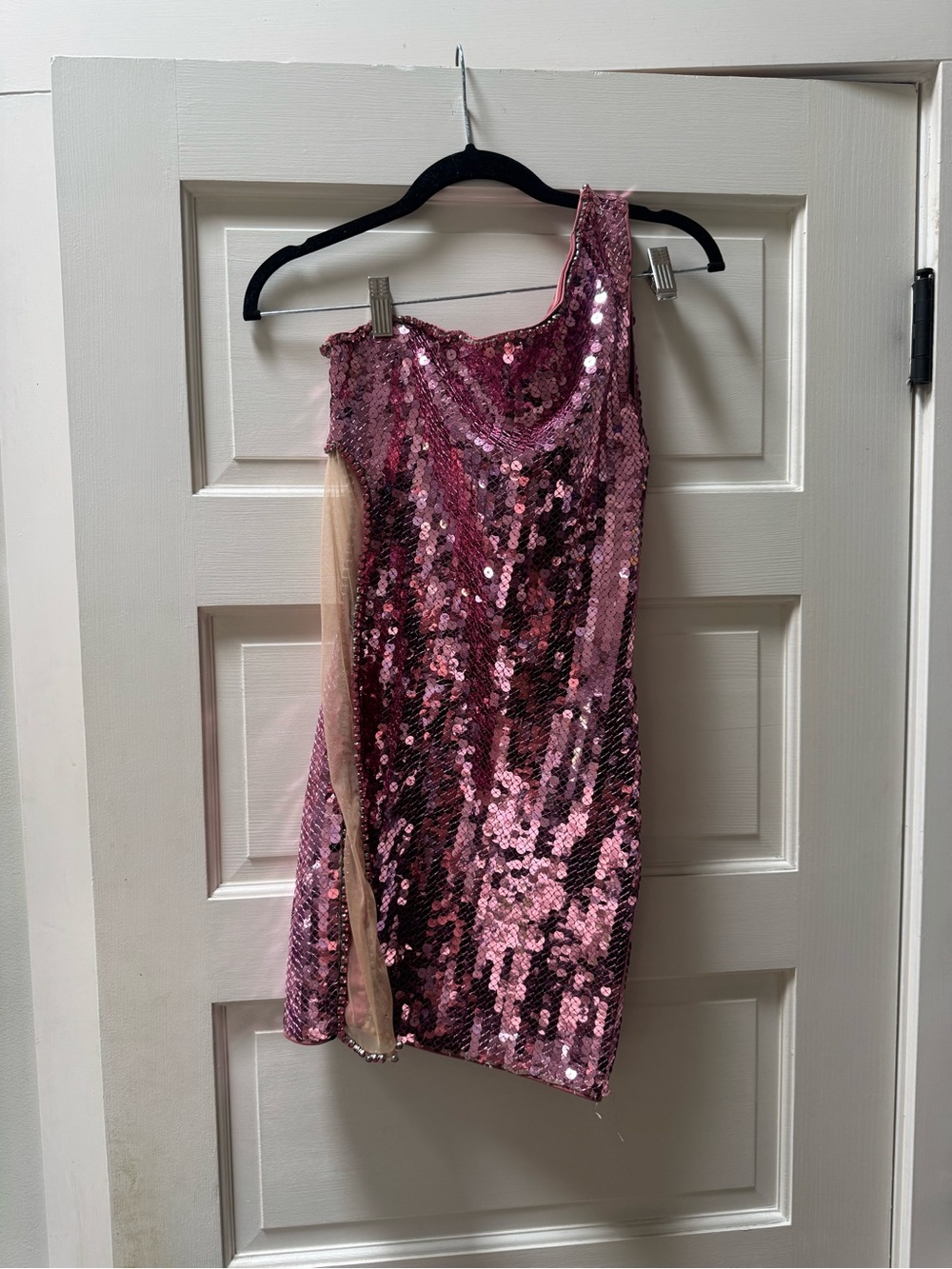 h:ours Pink Sequin One-Shoulder Dress